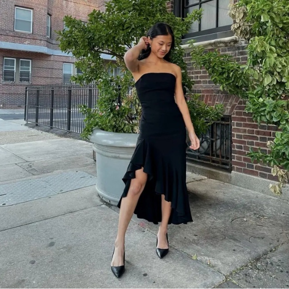 Cinq a Sept Strapless Dress in size 8